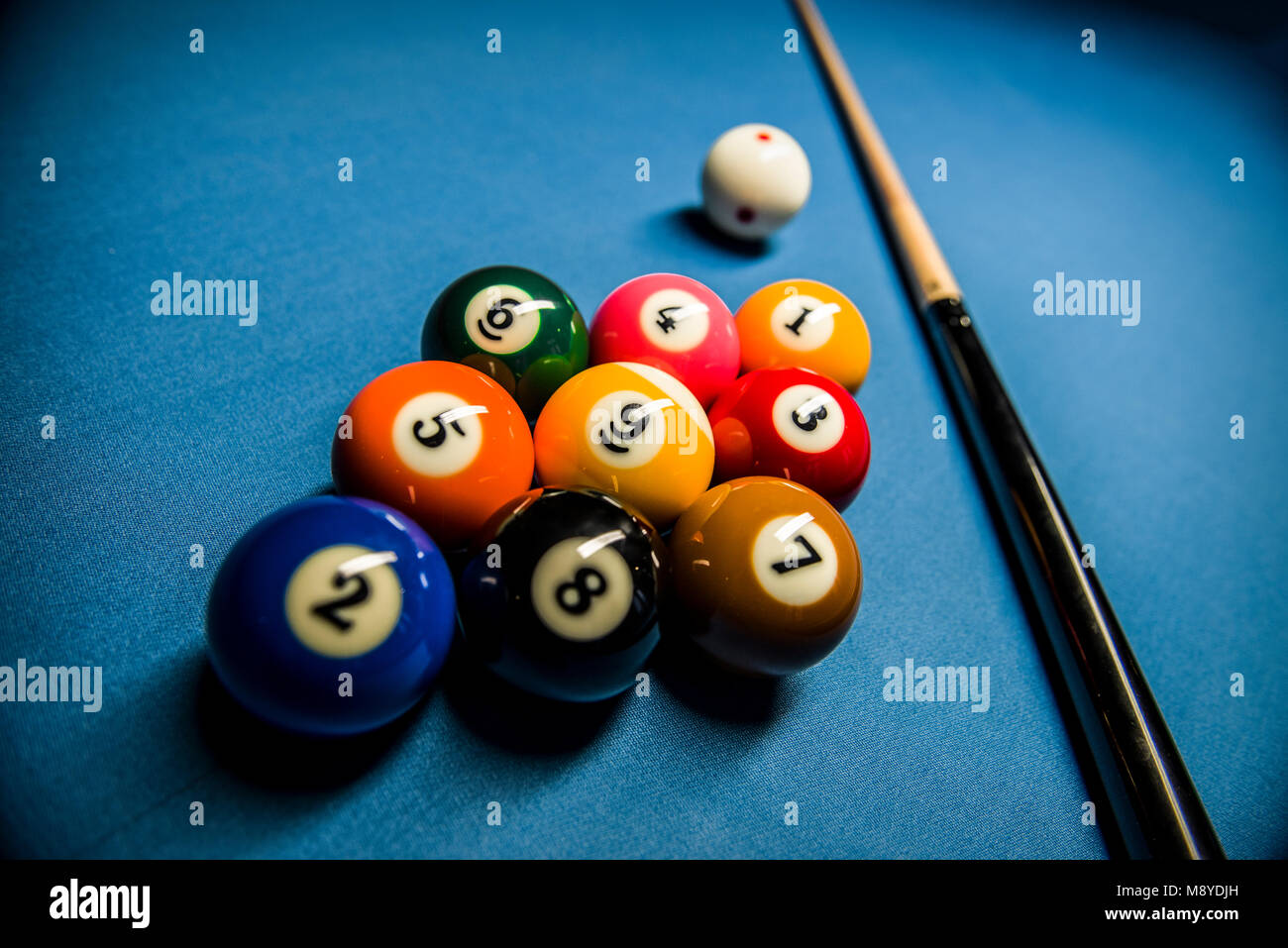 9 Ball Billiards Wallpaper