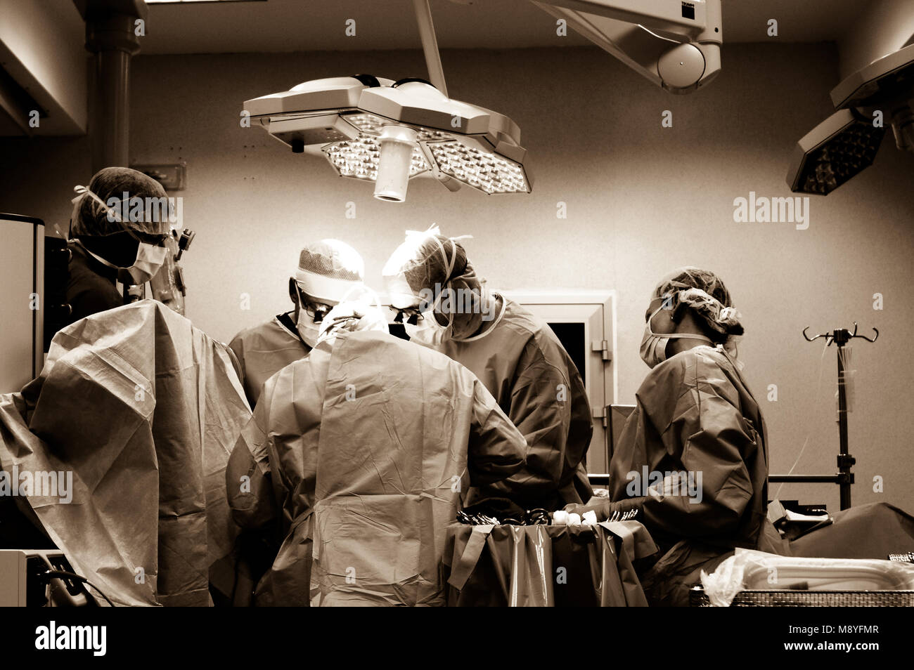 Surgeons at work Stock Photo - Alamy