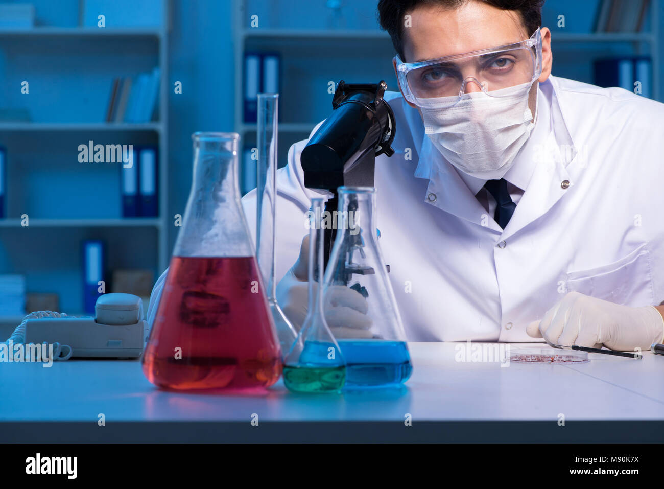 Chemistry assistant working in the chemical lab Stock Photo - Alamy