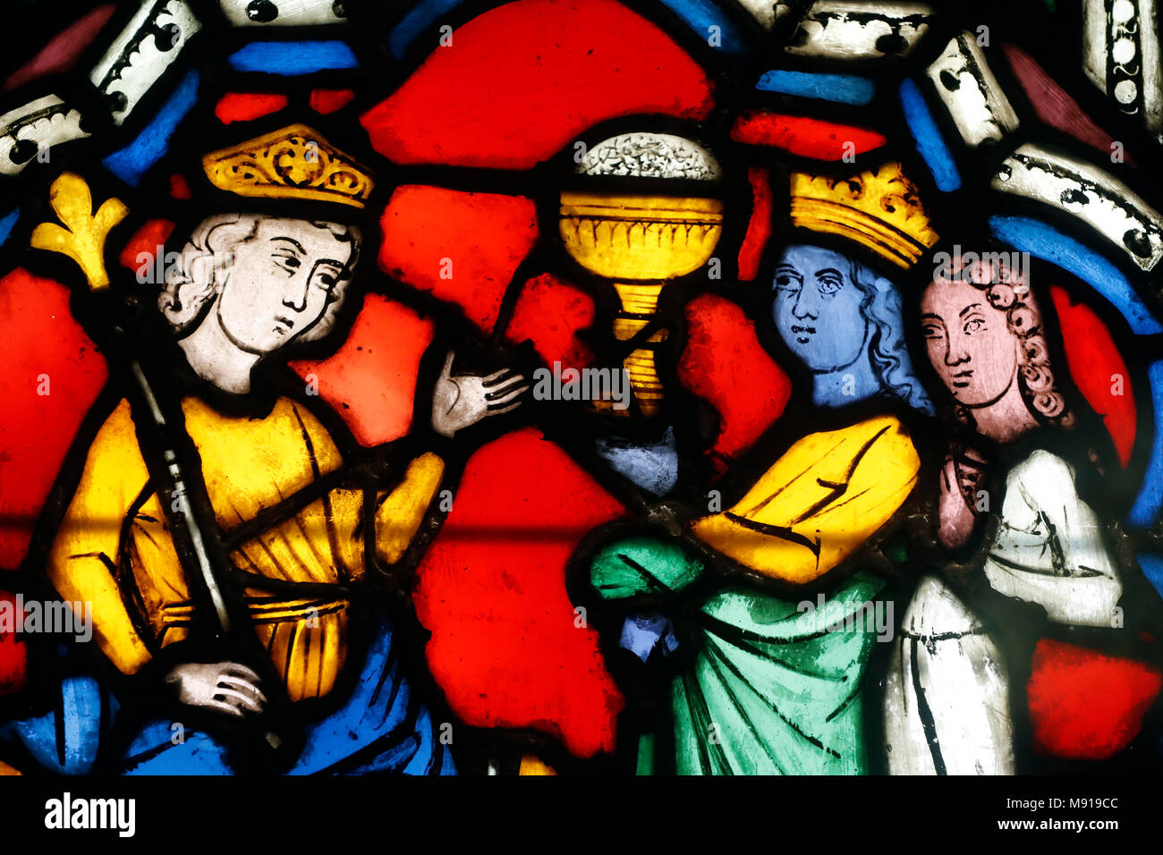 Oeuvre Notre-Dame Museum.  Stained glass window. Solomon and the Queen of Sheba.  St Thomas church. 13 th century.  Strasbourg. France. Stock Photo