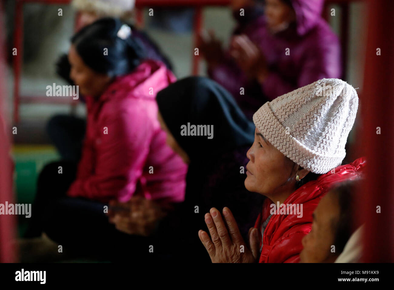 Taoism southeast asia hi-res stock photography and images - Alamy