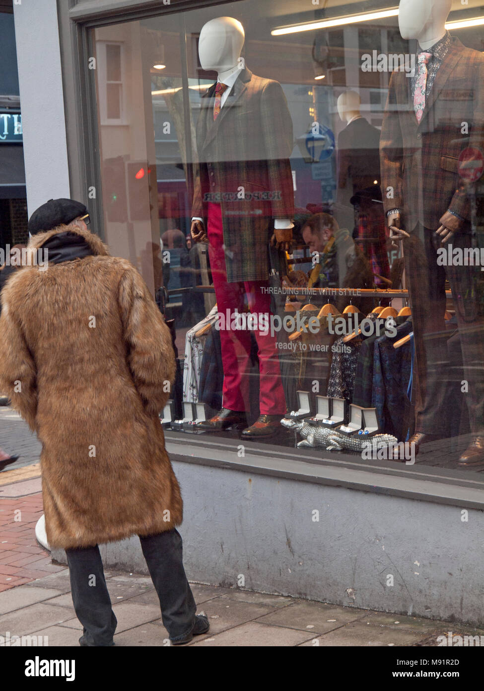 Mens clothing shop hires stock photography and images Alamy