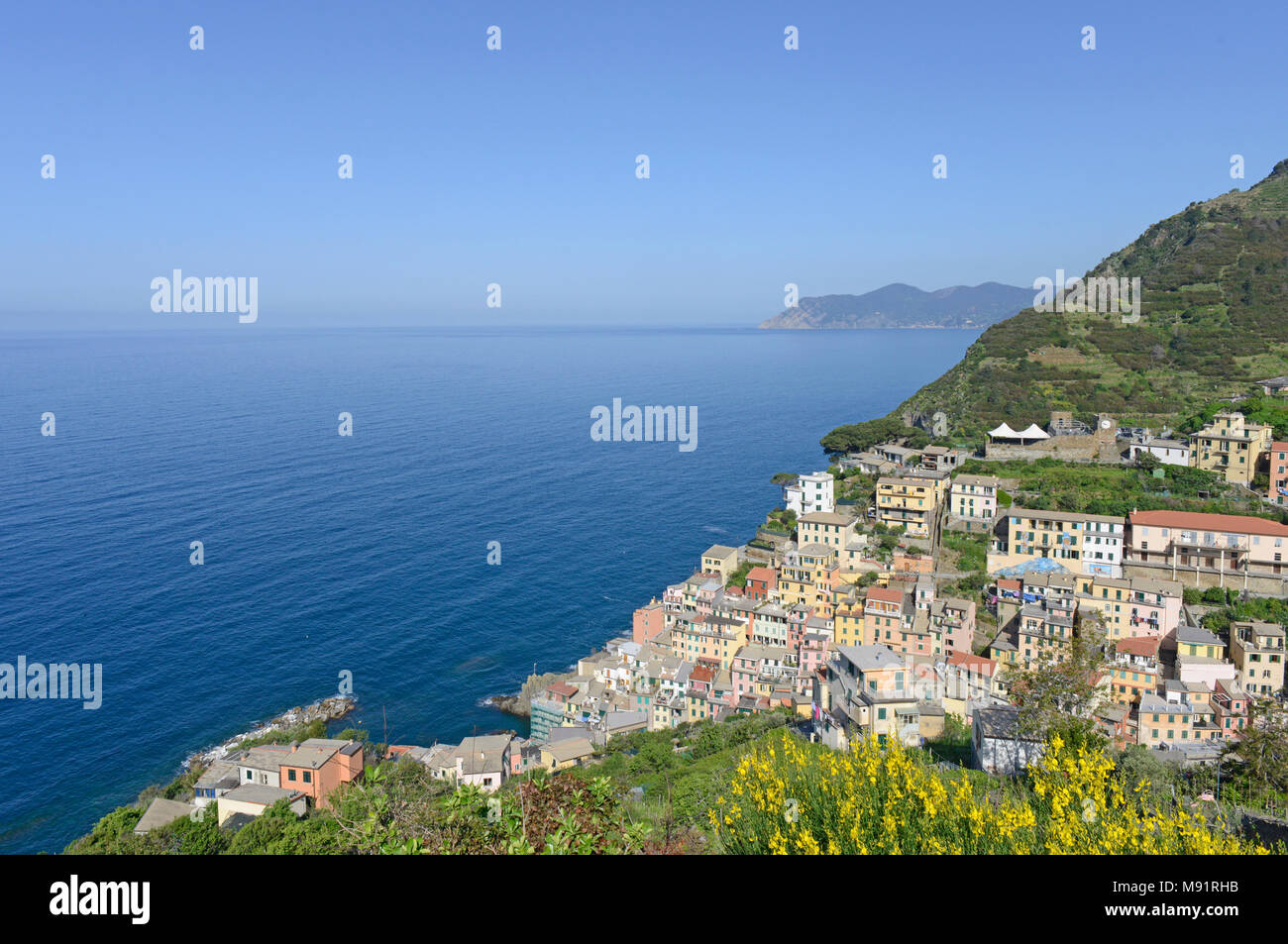 Clifftop village of Riomaggiore, Cinque Terre, UNESCO World Heritage Site, Liguria, Italy, Europe Stock Photo