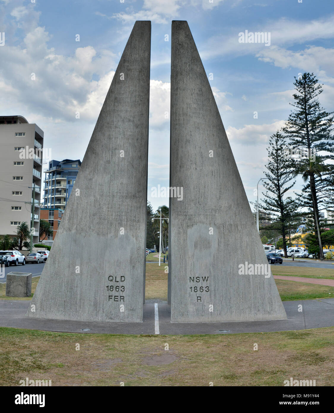 Tweed Heads, Gold Coast, Queensland, Australia - January 13, 2018. Marker on the border between Queensland and New South Wales in Tweed Heads on the G Stock Photo