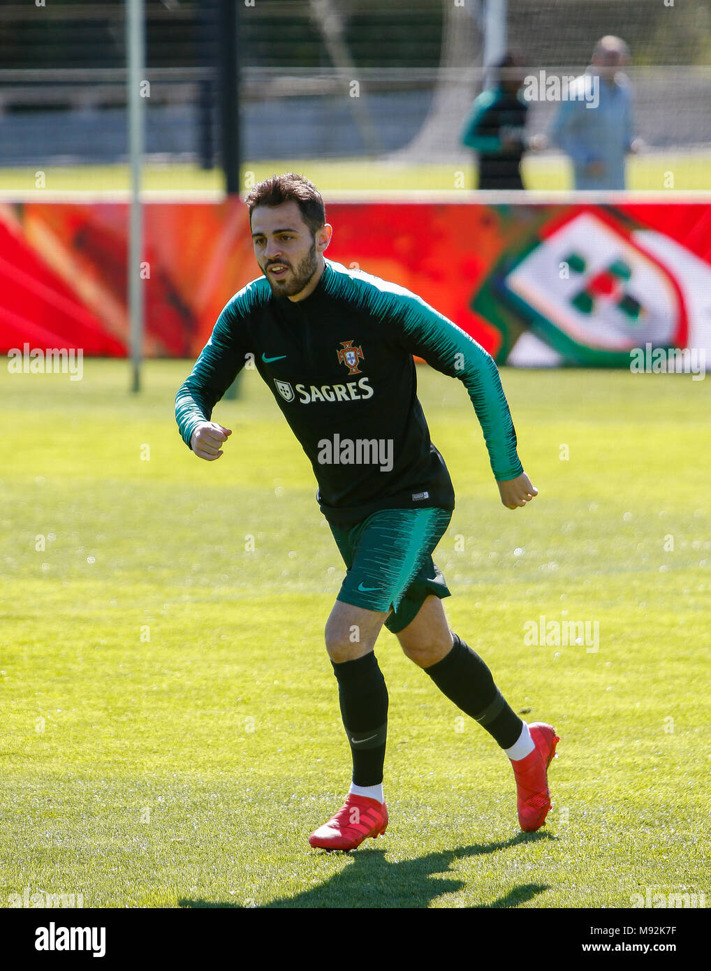 Portugal miedfielder Bernardo silva during training session at Cidade do Futebol training camp in Oeiras, on March 21, 2018, before friendly match. Stock Photo