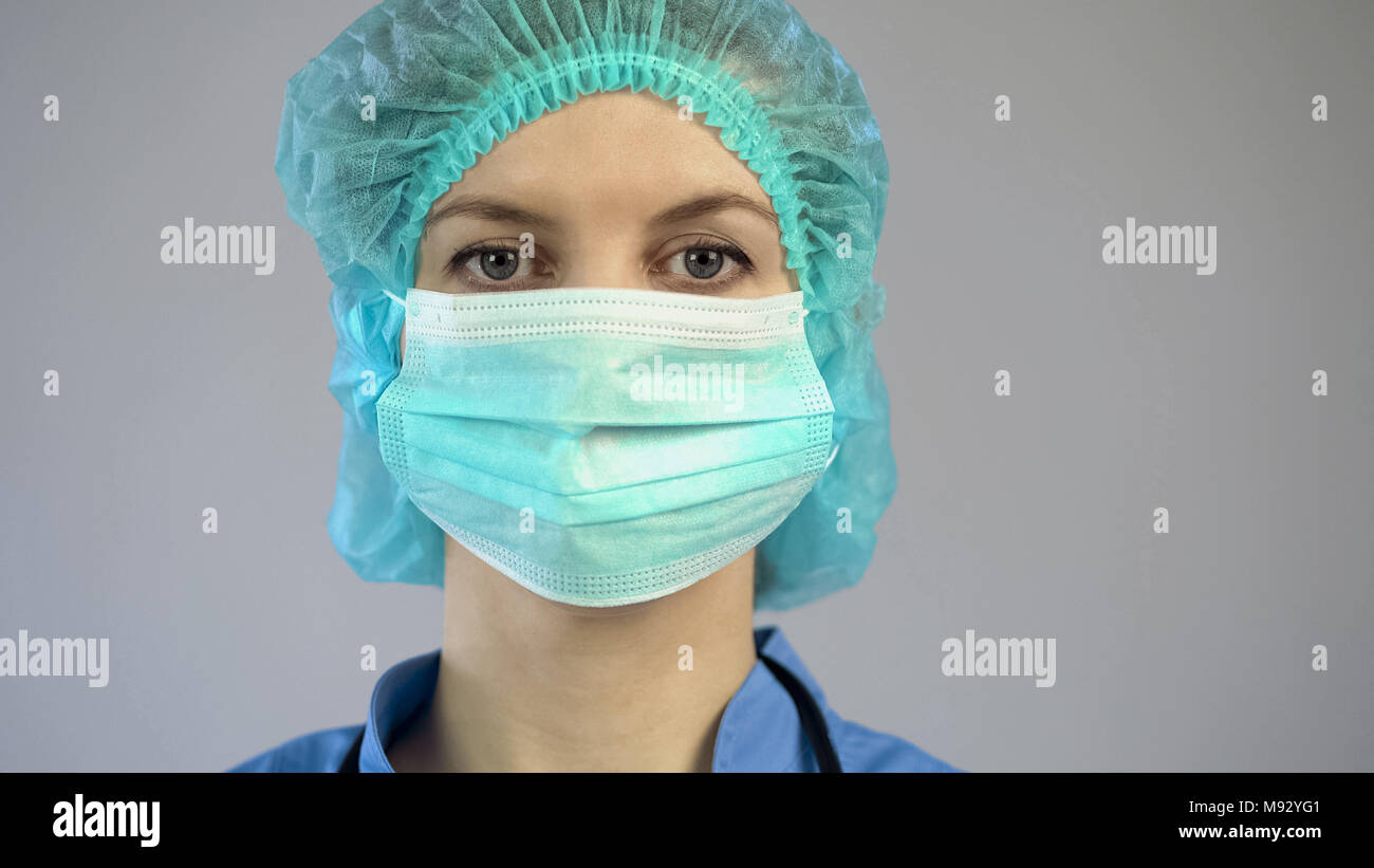 Woman in medical blue uniform hi-res stock photography and images - Alamy