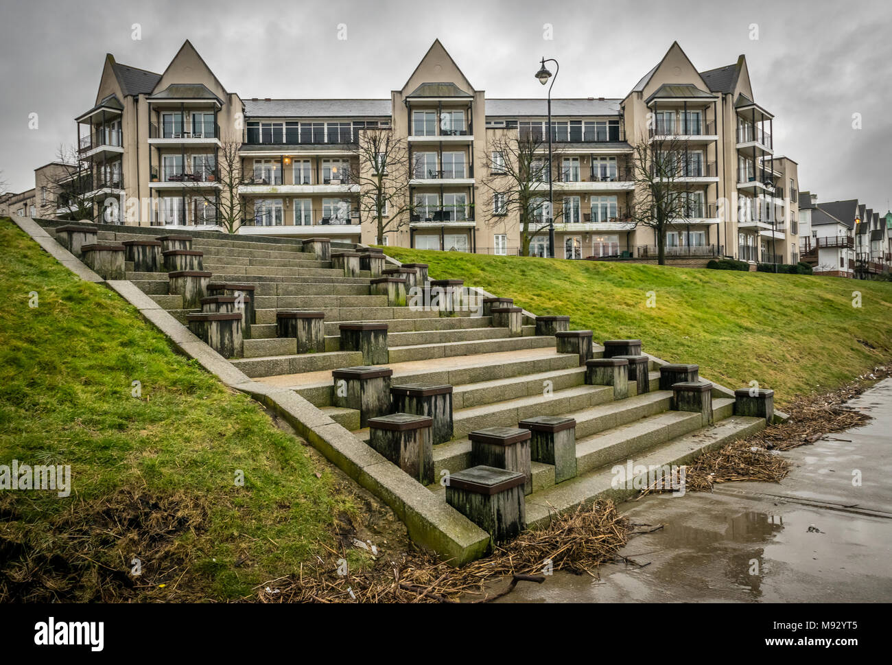 Steps at Ingress Park, Greenhithe, from the side Stock Photo Alamy