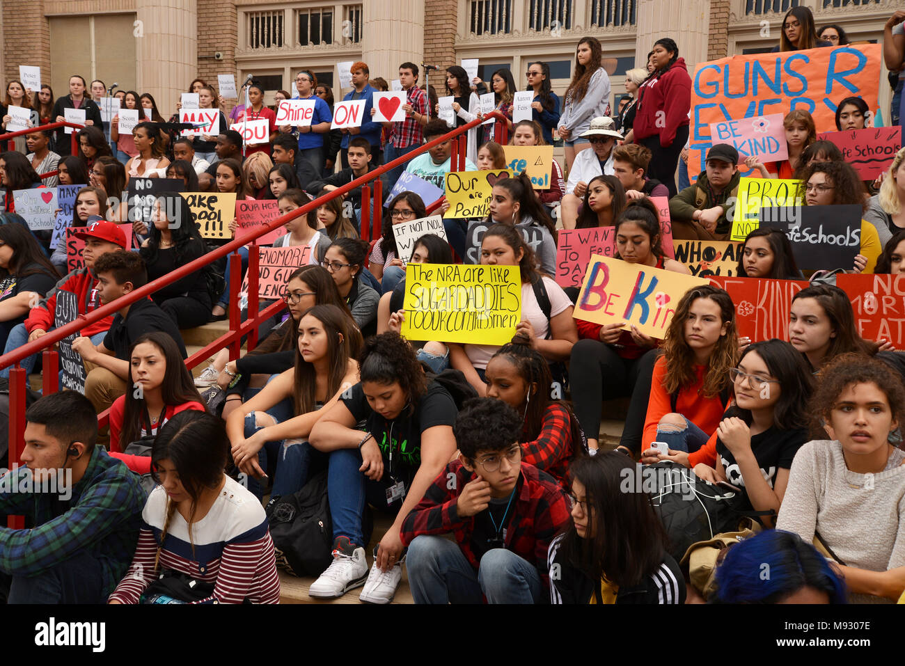Hundreds of Tucson High School students walk out of class in Tucson ...