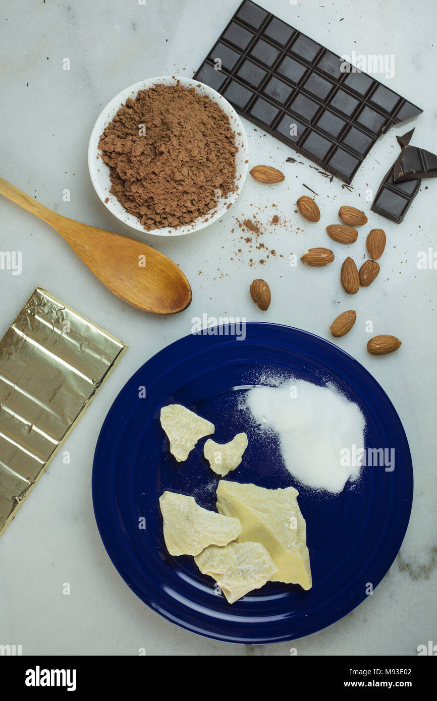 Preparation of dark chocolate bars made from scratch using cacao butter