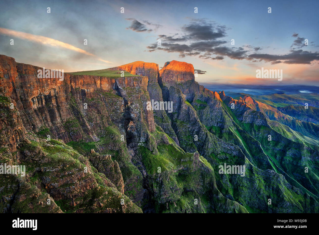 Drakensberg Amphitheatre in South Africa taken in 2015 Stock Photo - Alamy