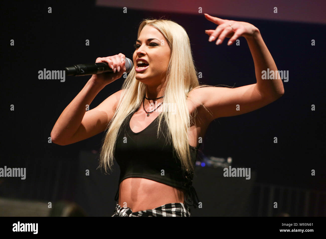 Wetzlar, Germany, 3rd Mar, 2018. ISI Glück, German party singer, model and Miss Germany 2012, real name Isabel Gülck, performing at party event Wetzlarer Hallengaudi 2018. Credit: Christian Lademann Stock Photo