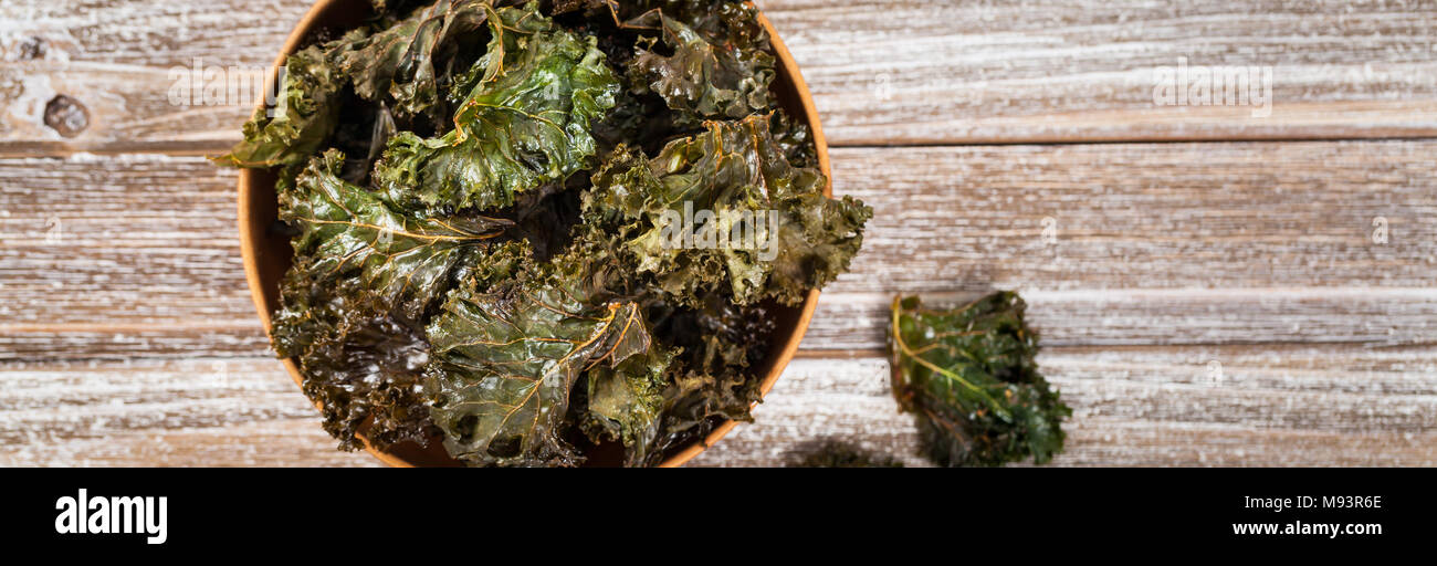 Homemade Baked Crispy Kale Cabbage Chips Stock Photo Alamy