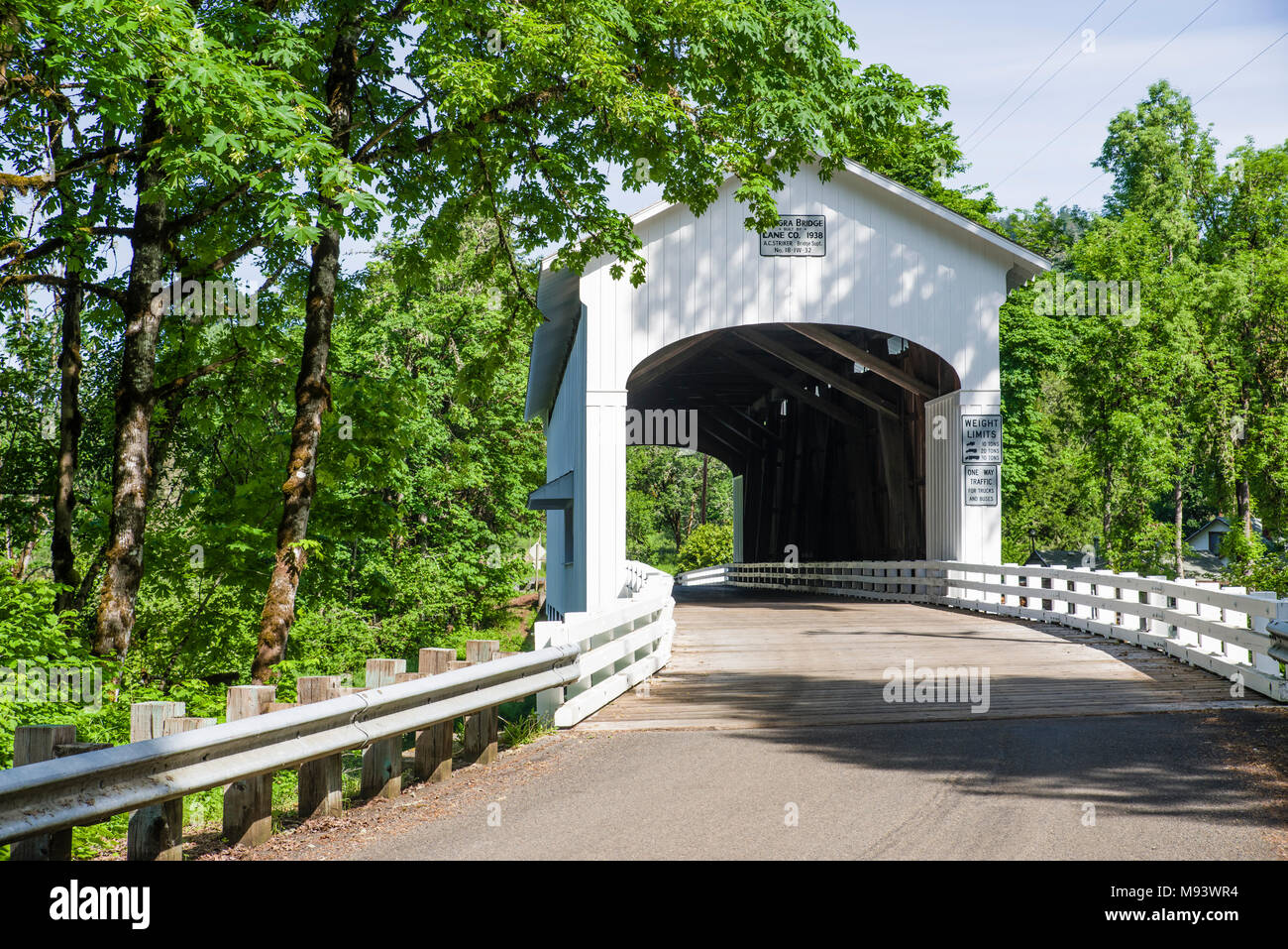 Covered Bridge Lane County Oregon High Resolution Stock Photography and ...