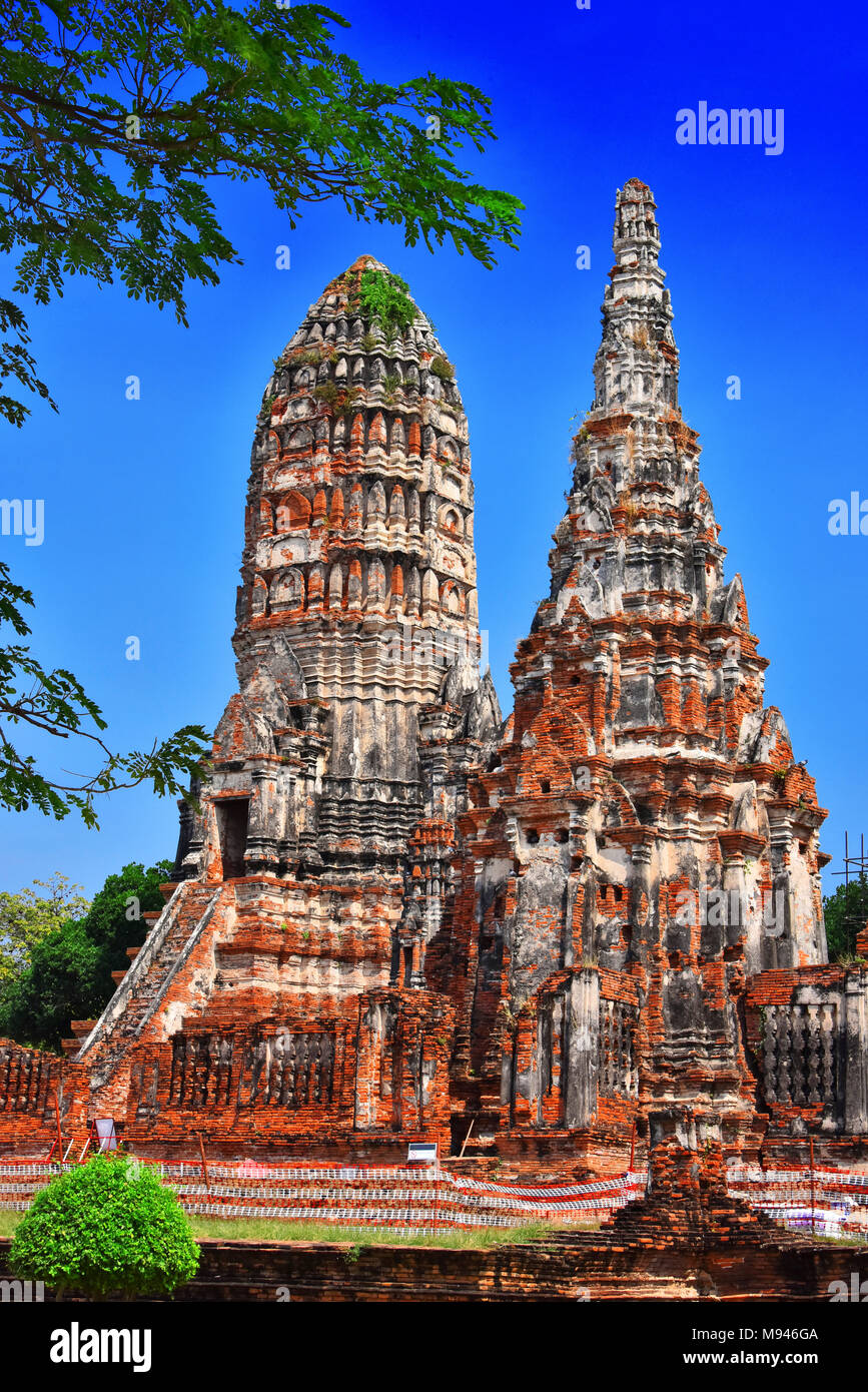 Wat Chaiwatthanaram, a Buddhist temple in the city of Ayutthaya Historical Park, Thailand Stock Photo