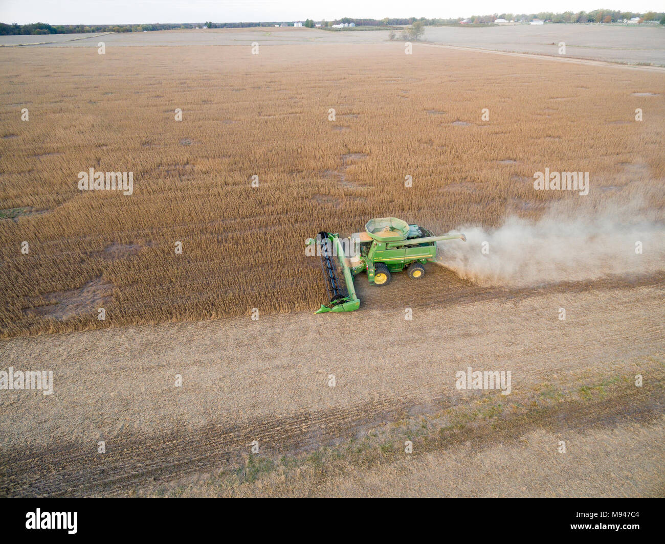 63801-09612 Soybean Harvest, John Deere combine harvesting soybeans - aerial - Marion Co. IL Stock Photo
