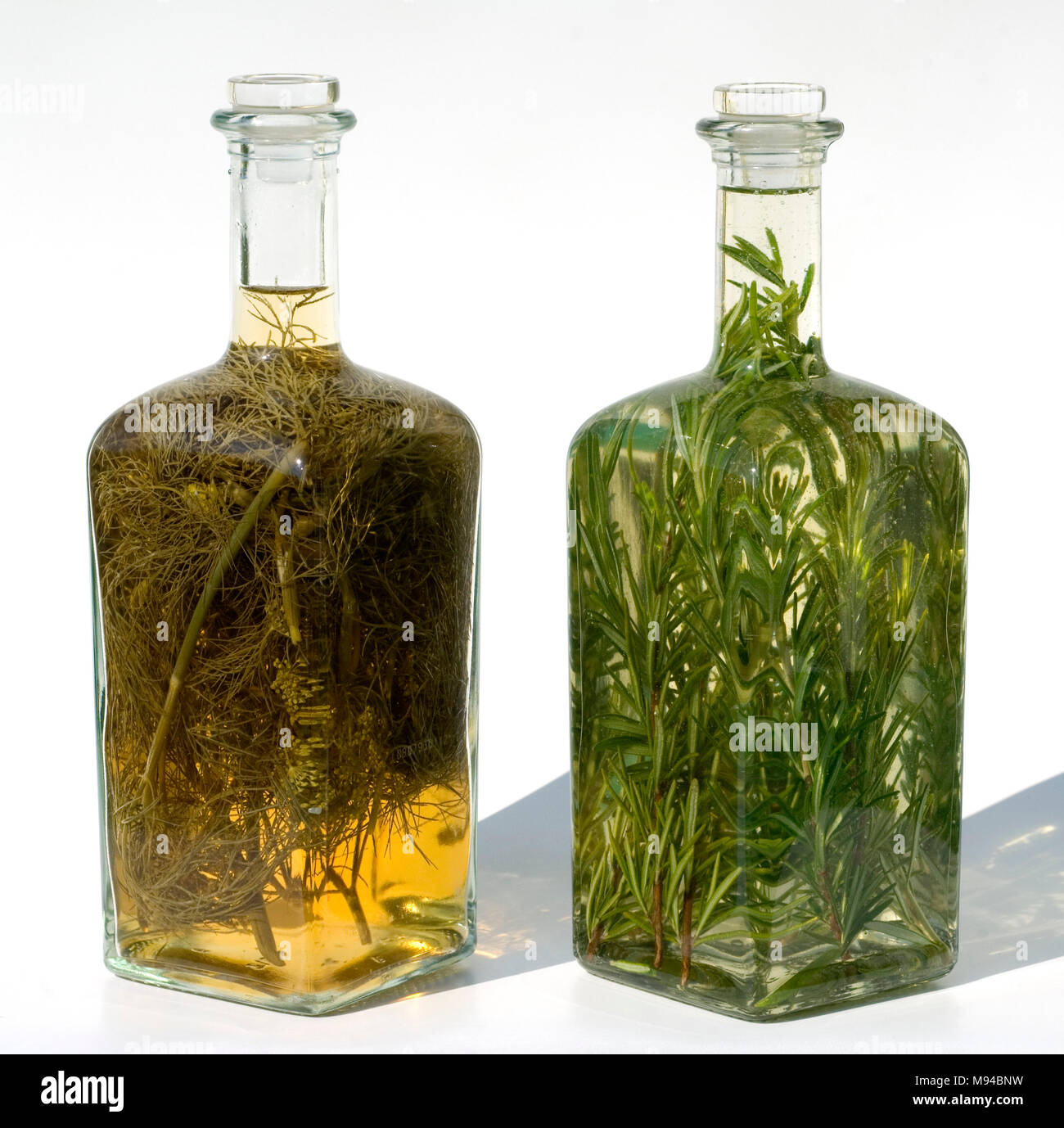 Kraeuteressig, Dill, Kraeuteroel, Rosmarin Stock Photo