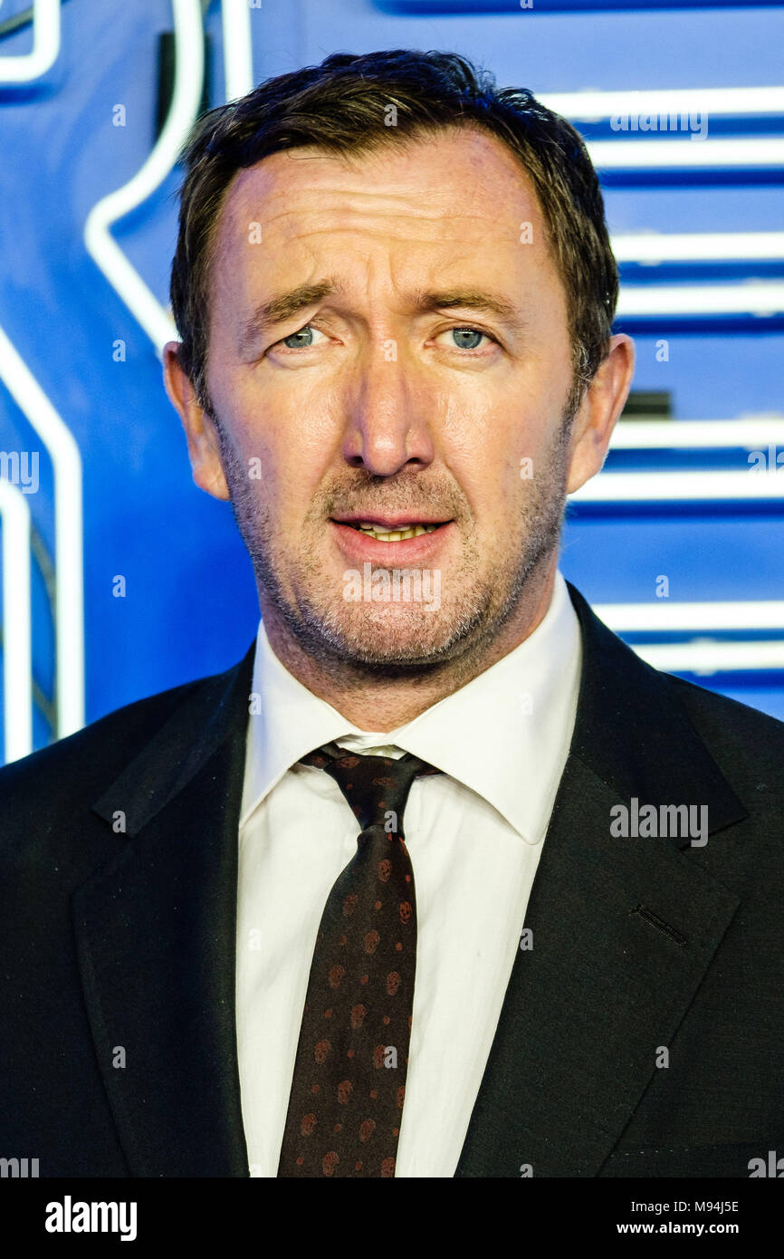Ralph ineson actor hi res stock photography and images Alamy