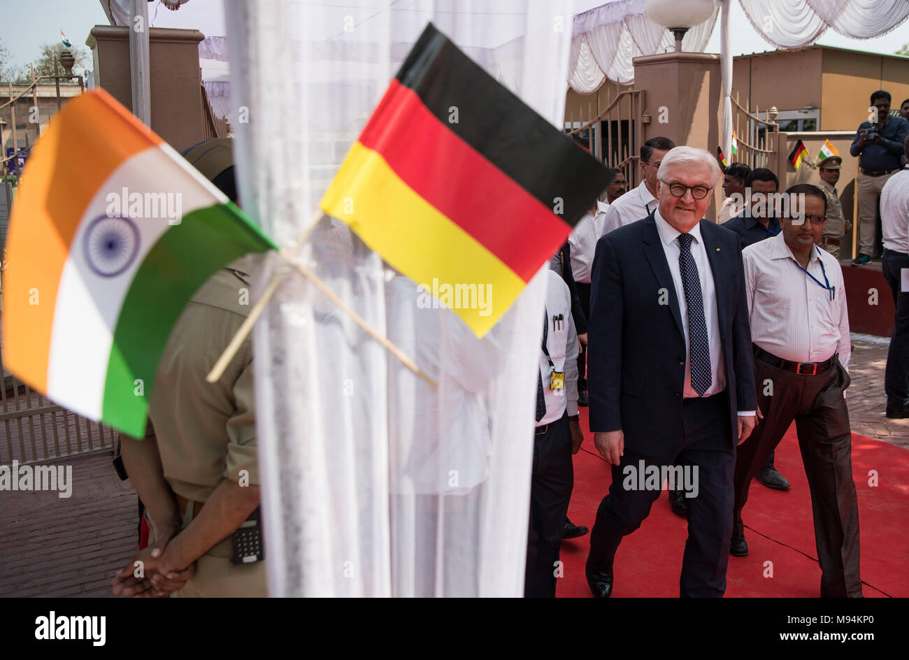 Varanasi, India. 22 March 2018,German President Frank Walter Steinmeier being led through the Archaeological Museum in Sarnath near Varanasi. President Steinmeier and his wife are visiting India for five days. Photo: Bernd von Jutrczenka/dpa Credit: dpa picture alliance/Alamy Live News Stock Photo