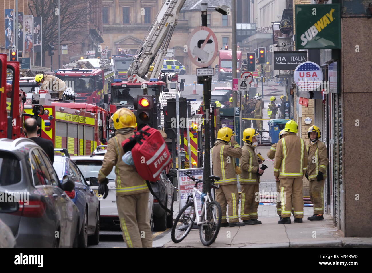 Glasgow, UK. 22 March 2018. Major fire is being fought on Sauchiehall