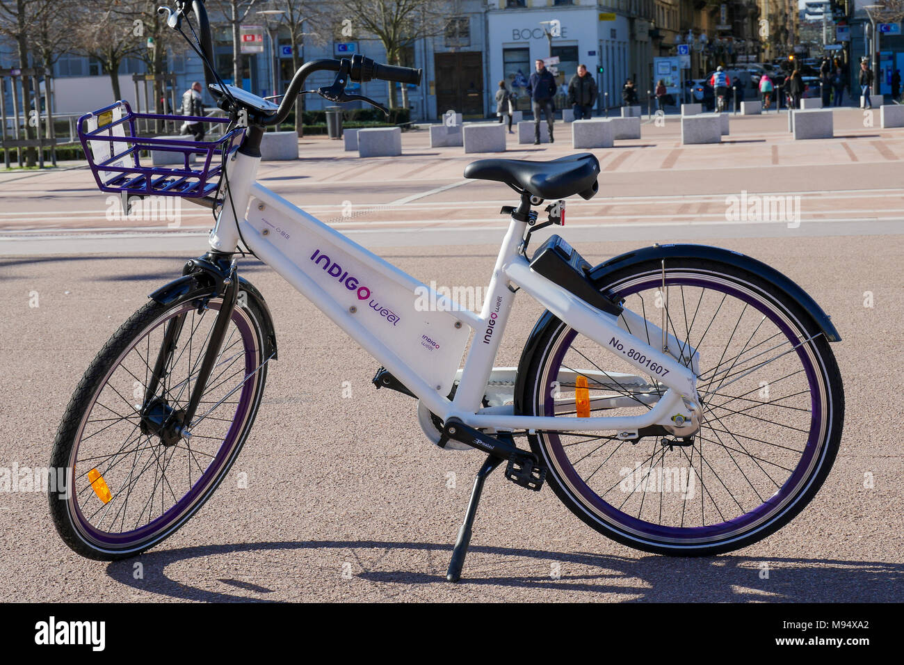 Indigo weel bike hi-res stock photography and images - Alamy