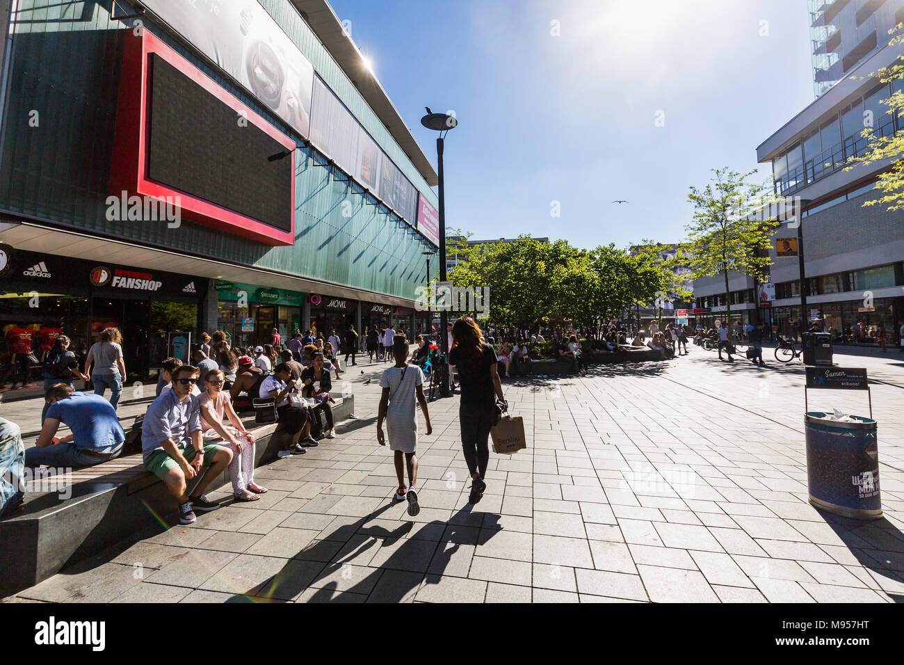 ROTTERDAM, NETHERLANDS - MAY 25, 2017: View of people shopping at the shopping street Binnenwegplein and Lijnbaan on May 25, 2017. Its located in the  Stock Photo