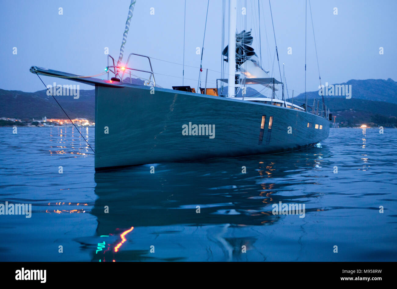 Nacira 67, yacht designed by Axel de Beaufort . The result is a wide