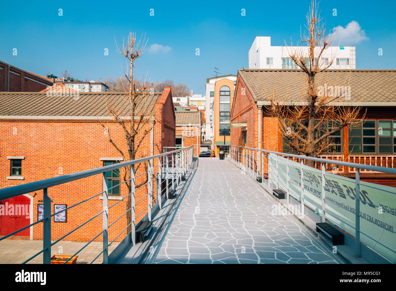 Inchen Incheon, Korea - March 14, 2016 : Incheon open port street Stock Photo ...
