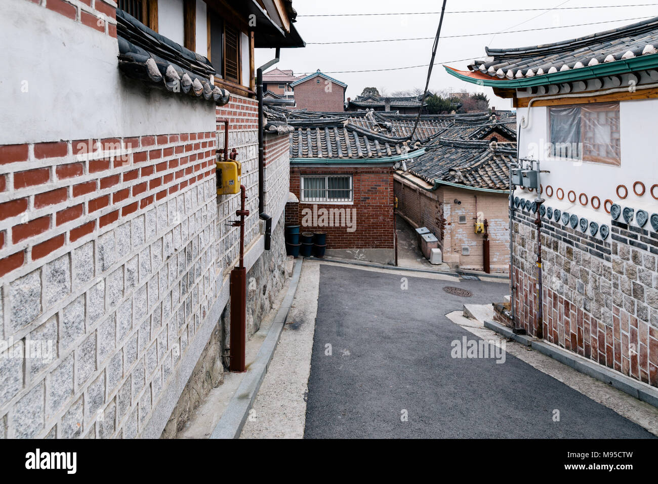 Bukchon Hanok Village, traditional architecture in Seoul, Korea Stock Photo