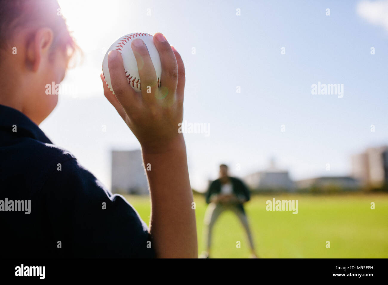 Throwing baseball hires stock photography and images Alamy