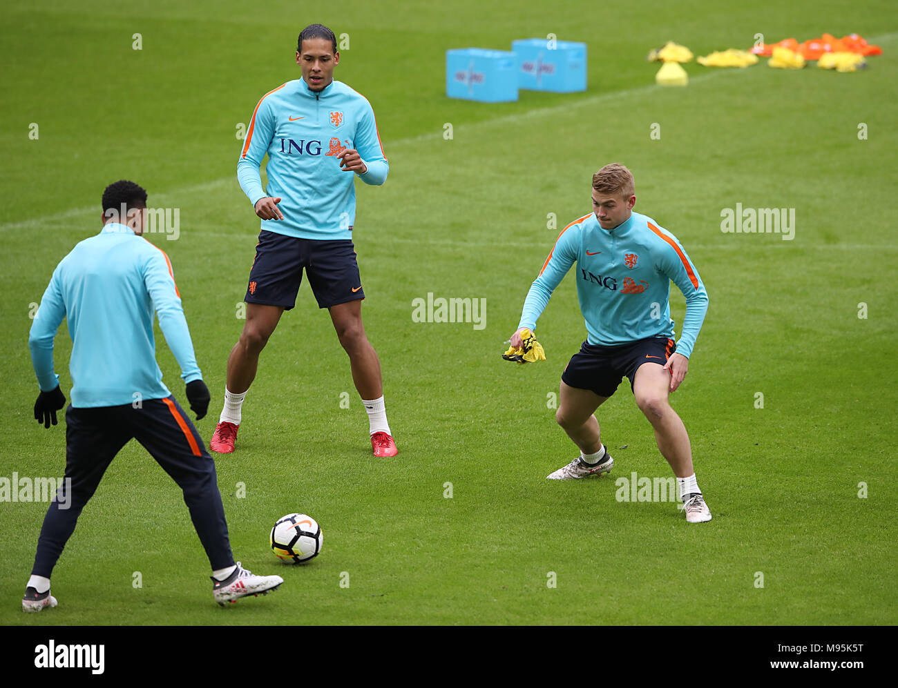 Netherland's Virgil Van Dyke (centre) during a training session at The Amsterdam ArenA, Amsterdam. Stock Photo