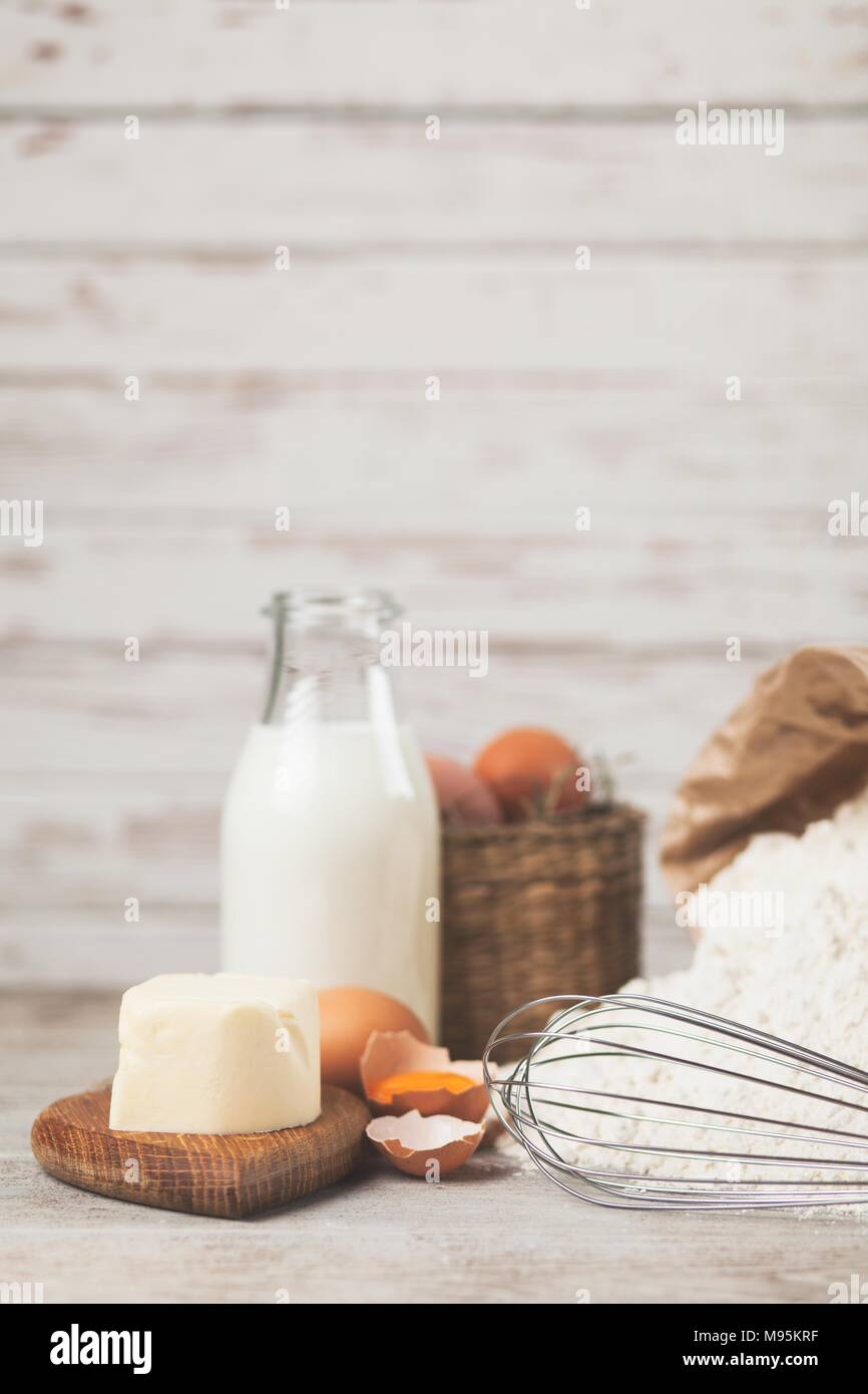 basic-baking-ingredients-stock-photo-alamy