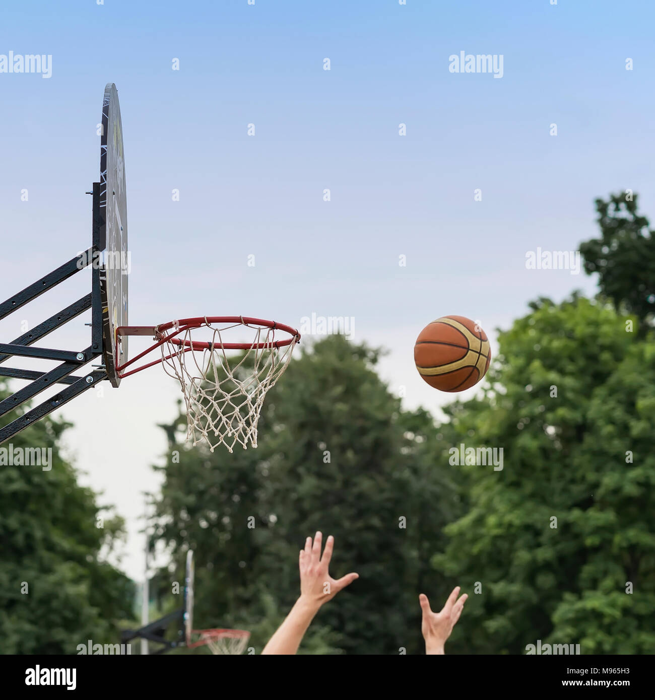 basket street game