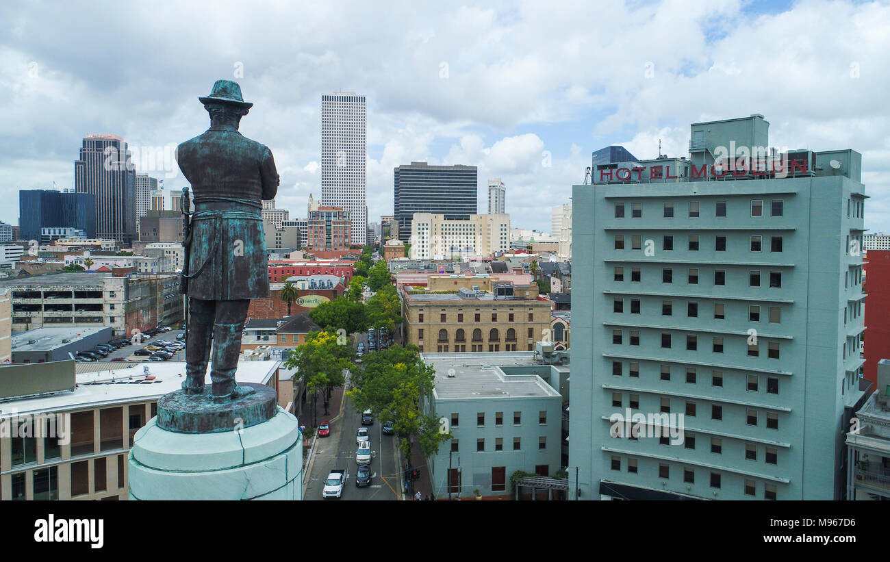 Robert e lee statue new orleans hires stock photography and images Alamy