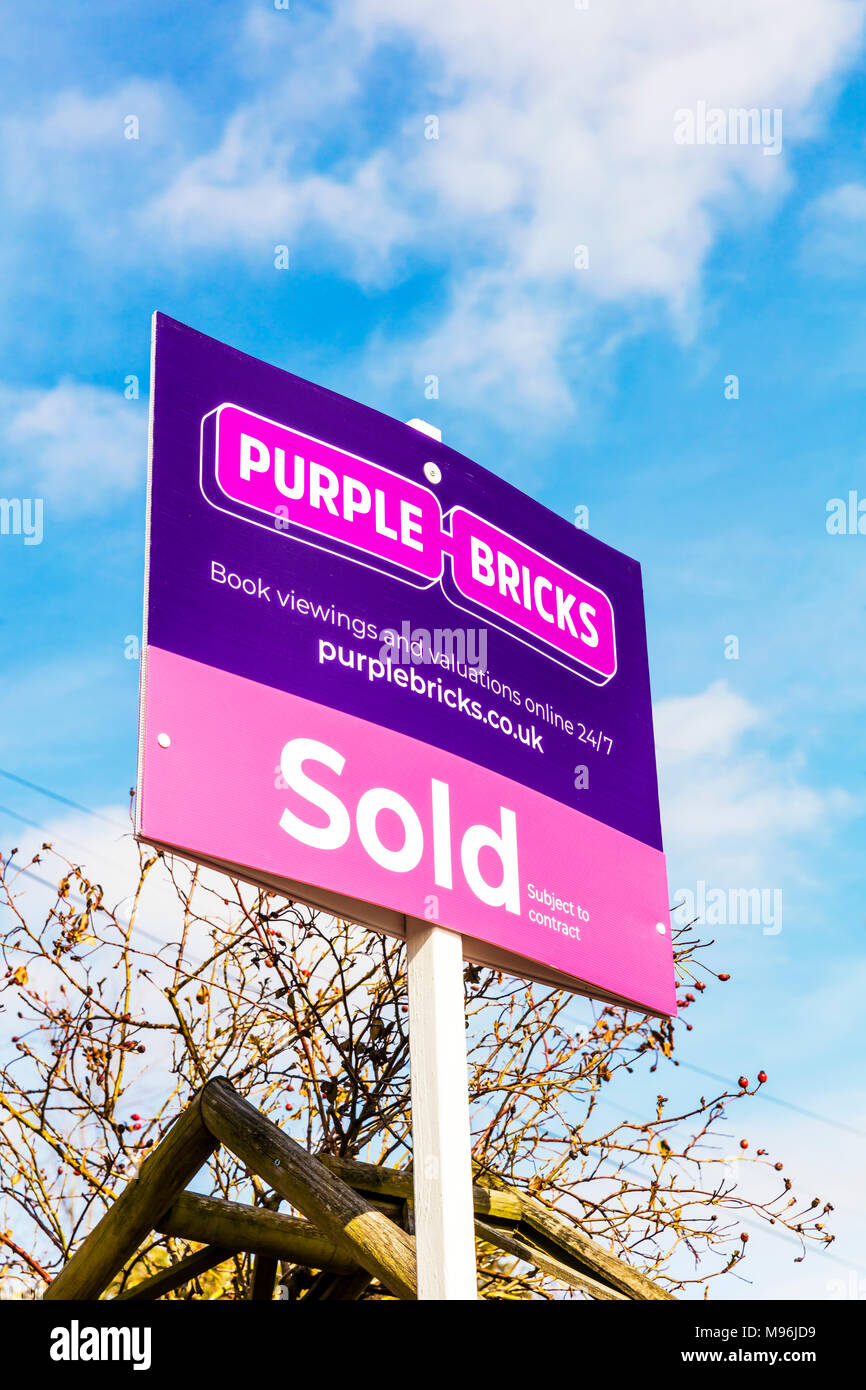 Purple bricks hires stock photography and images Alamy