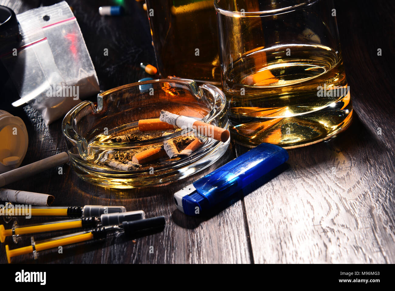 cigarettes and alcohol reddit No smoking no alcohol no drugs hi-res stock photography and images