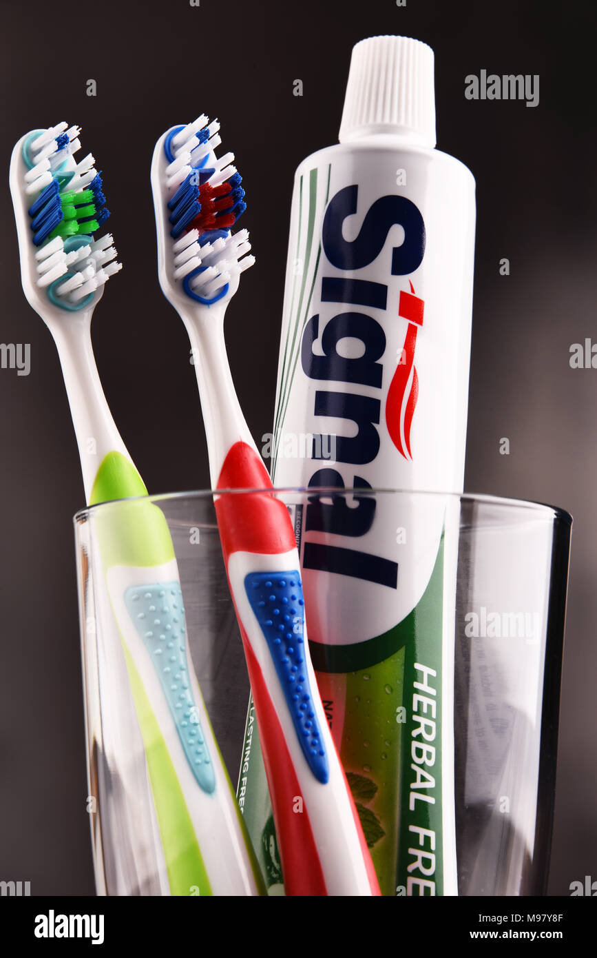 Toothpaste pepsodent hires stock photography and images Alamy