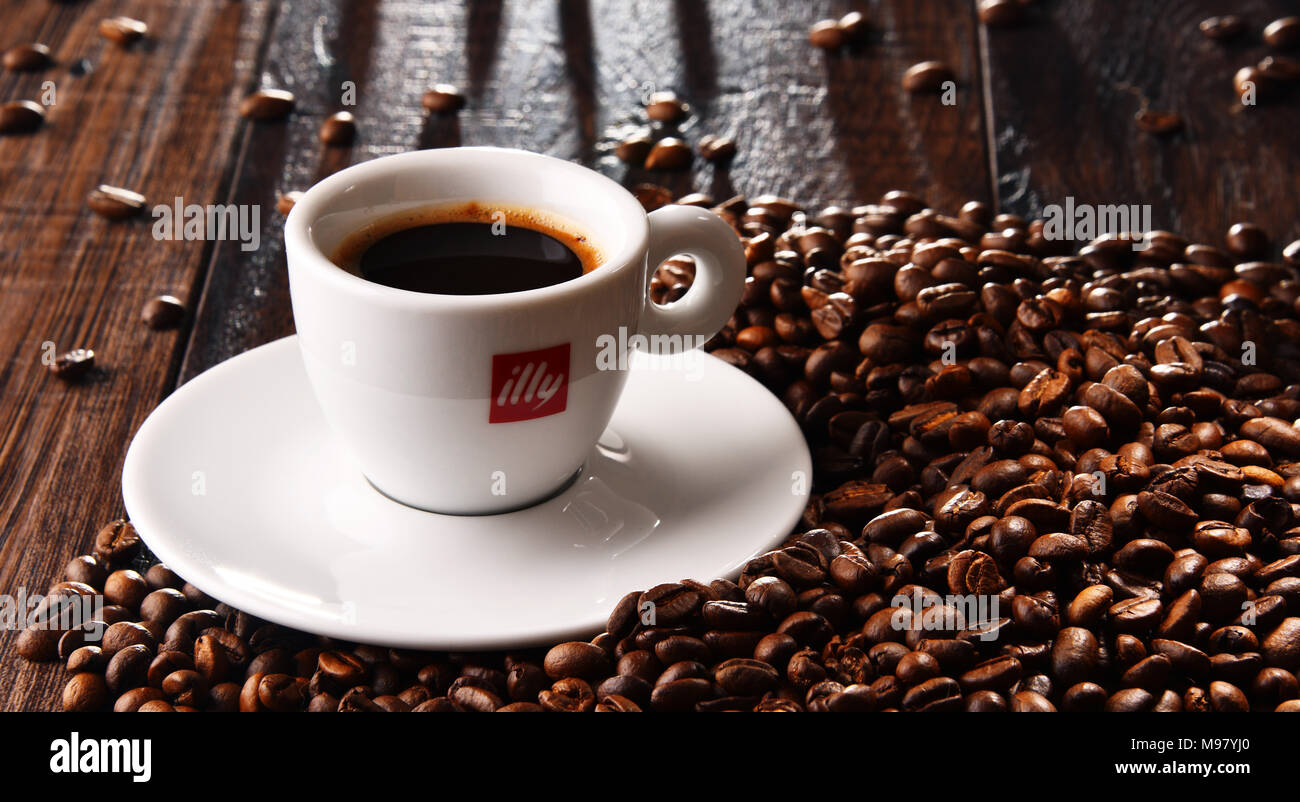 Illy Coffee Stock Photos & Illy Coffee Stock Images Alamy