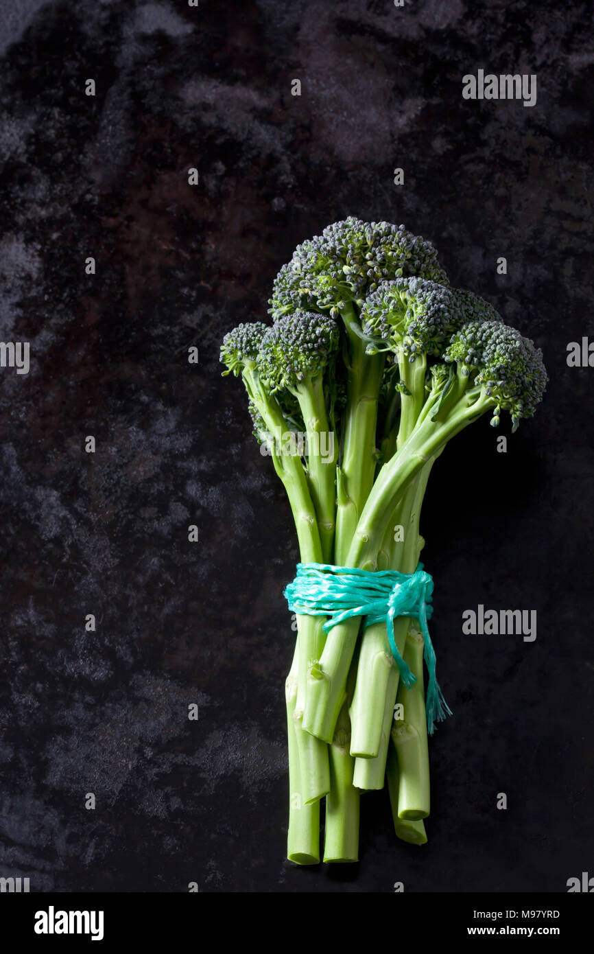 Sprouting broccoli Stock Photo Alamy