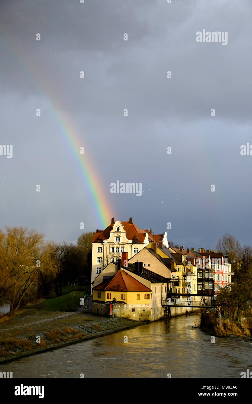 Regenbogen über der Donauinsel, Wörthstraße, Regensburg, Oberpfalz, Bayern, Deutschland, Stock Photo