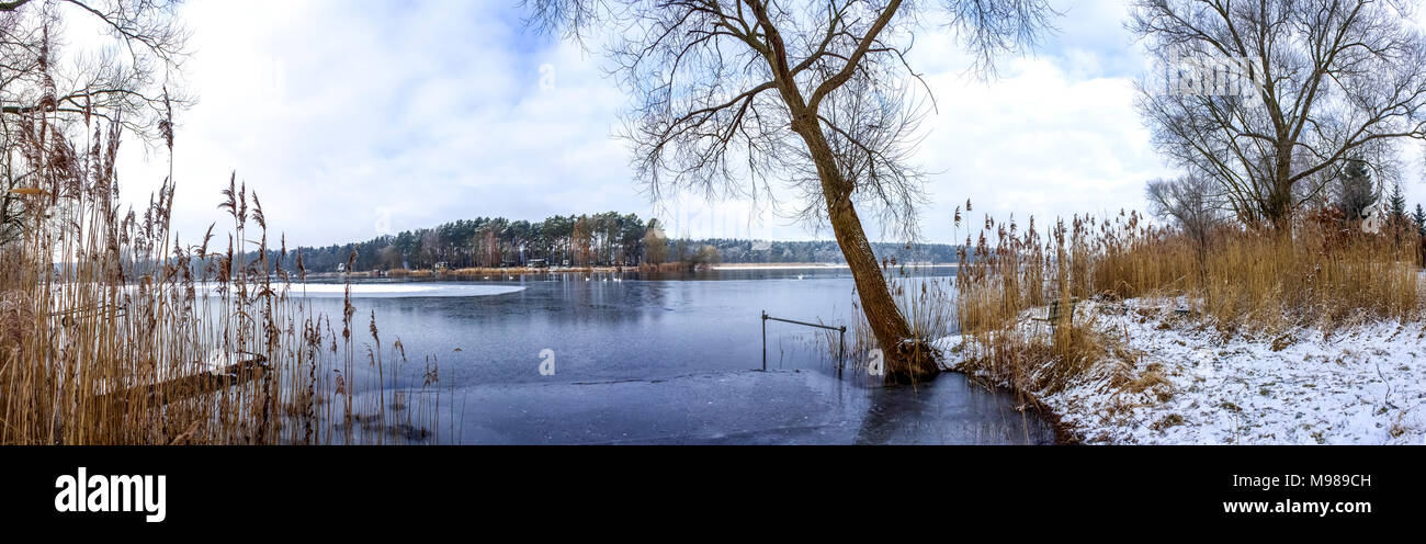 Germany, Brandenburg, Havelland, Havel river in winter Stock Photo