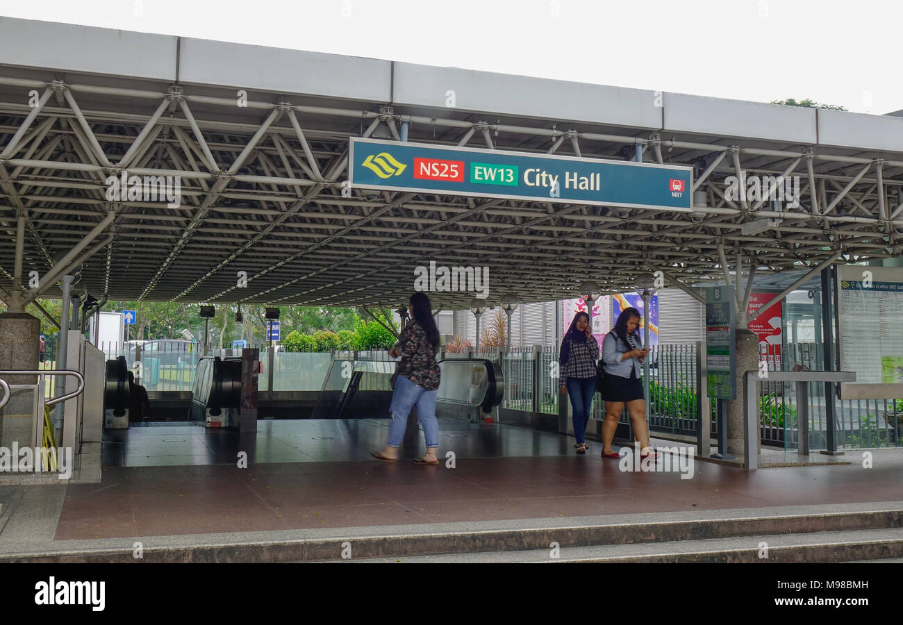 City Hall Mrt Station High Resolution Stock Photography And Images Alamy