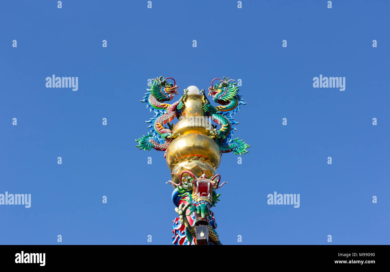 Dragon pole hi-res stock photography and images - Alamy