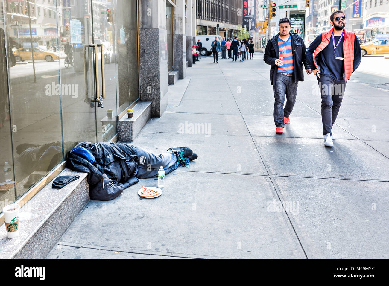 Poor man new york city ny hires stock photography and images Alamy