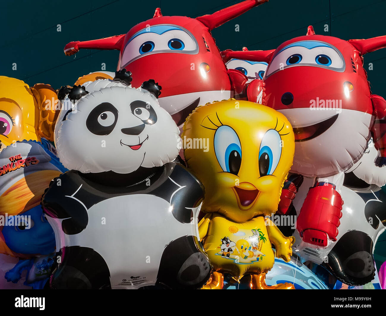 Cartoon Characters High Resolution Stock Photography And Images Alamy