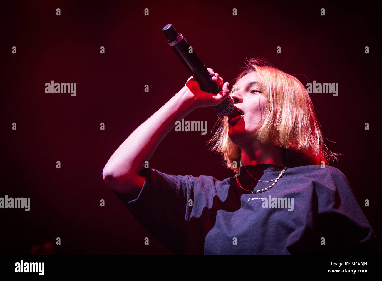 Mavi phoenix singer hires stock photography and images Alamy