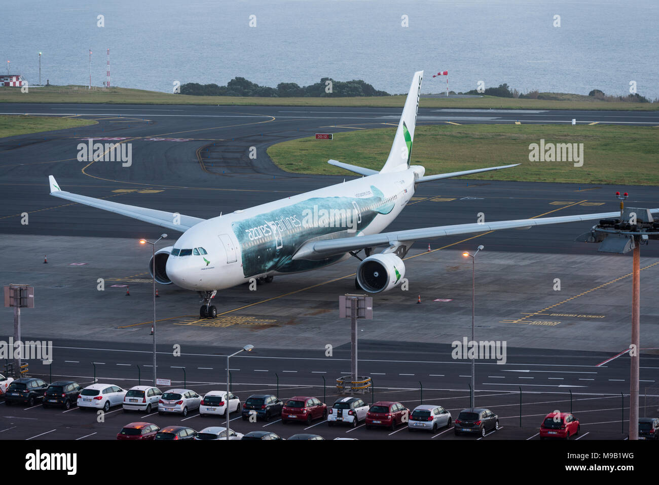 aeroporto de ponta delgada joão paulo ii