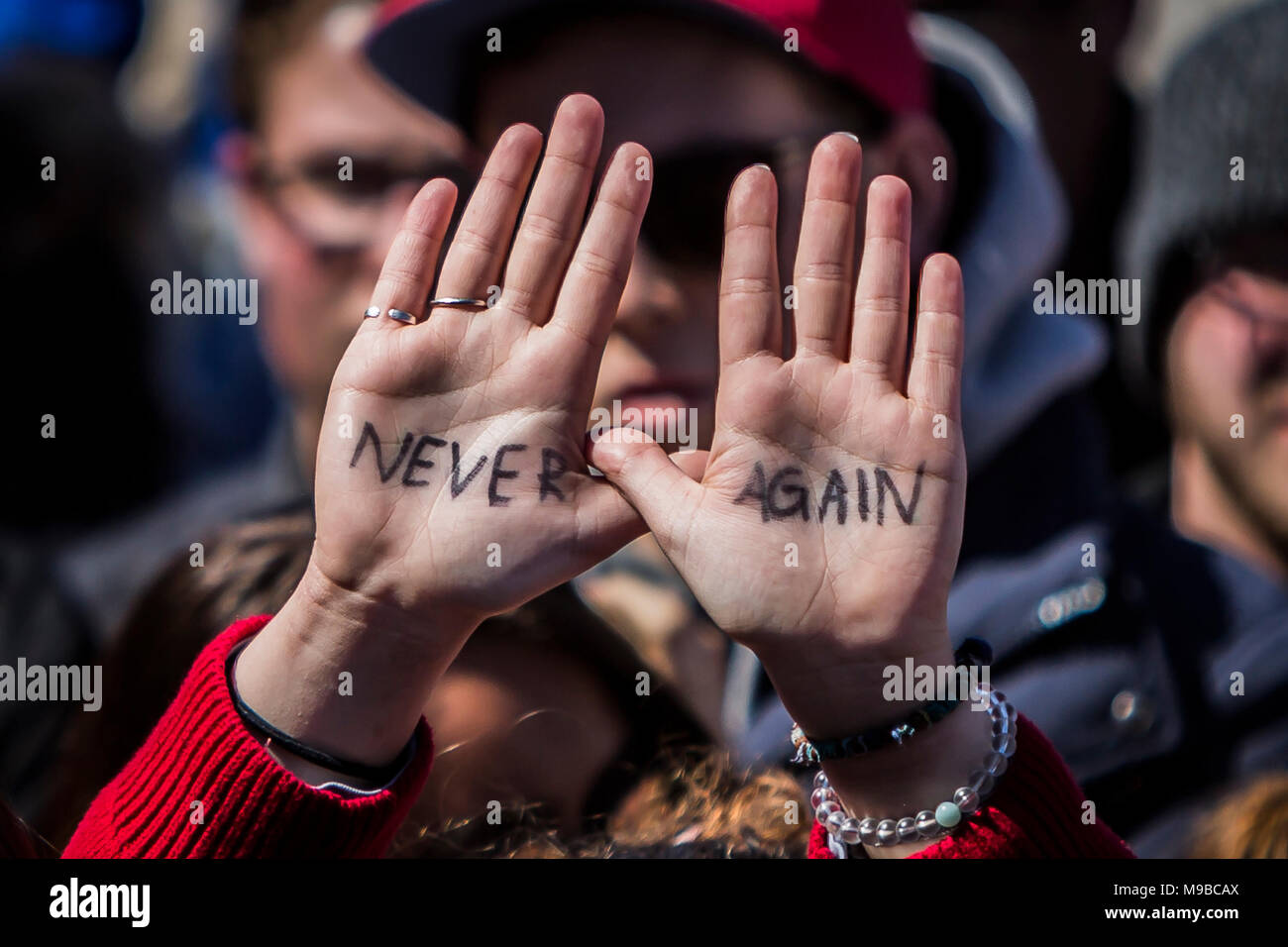 Washington Dc, United States. 24th Mar, 2018. Students from Marjory Stoneman Douglas High School in Florida, the scene of a mass shooting Feb. 14, were joined by over 800 thousand people as they march in a nationwide protest demanding sensible gun control laws. More than 830 protests occurred, in every American state and globally. The march follows a nationwide student walkout earlier this month. Another walkout is planned for April 20, the 19th anniversary of the mass shooting at Columbine High School in Colorado. Credit: Michael Nigro/Pacific Press/Alamy Live News Stock Photo