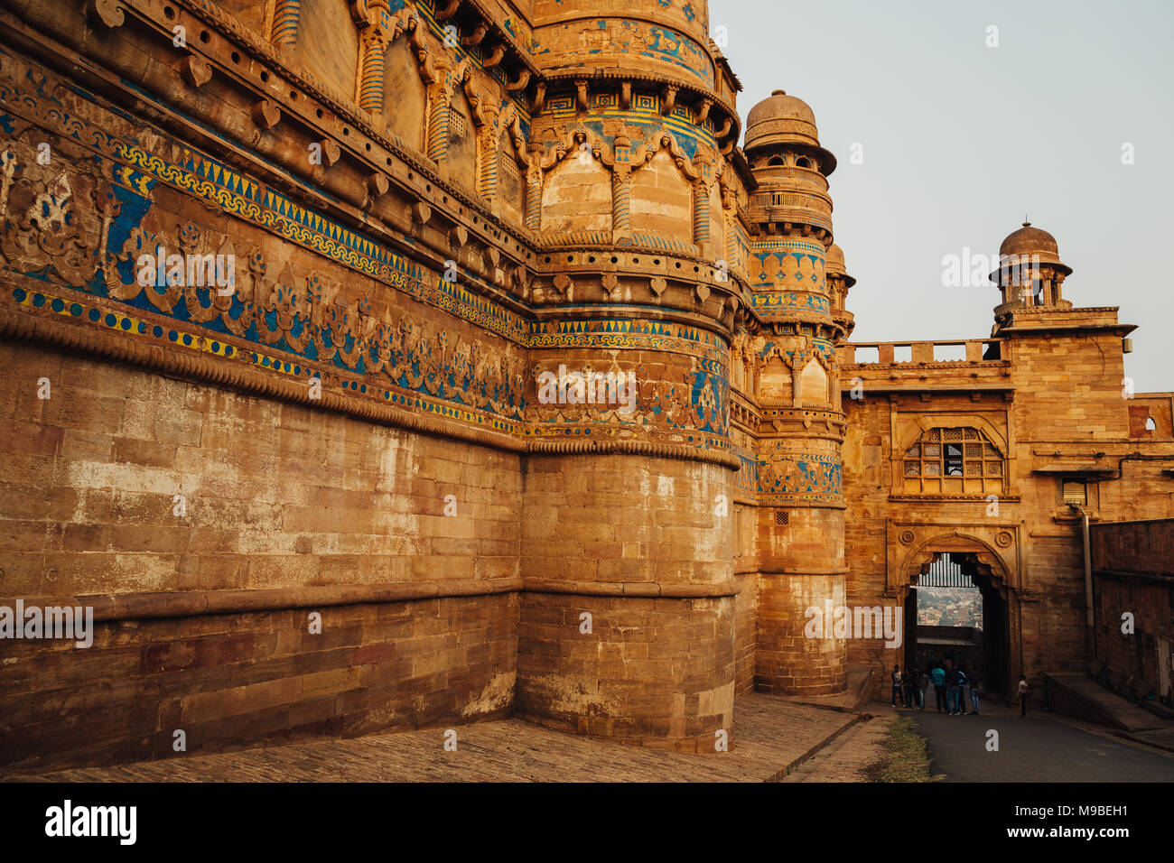 Gwalior fort, ancient architecture in India Stock Photo - Alamy