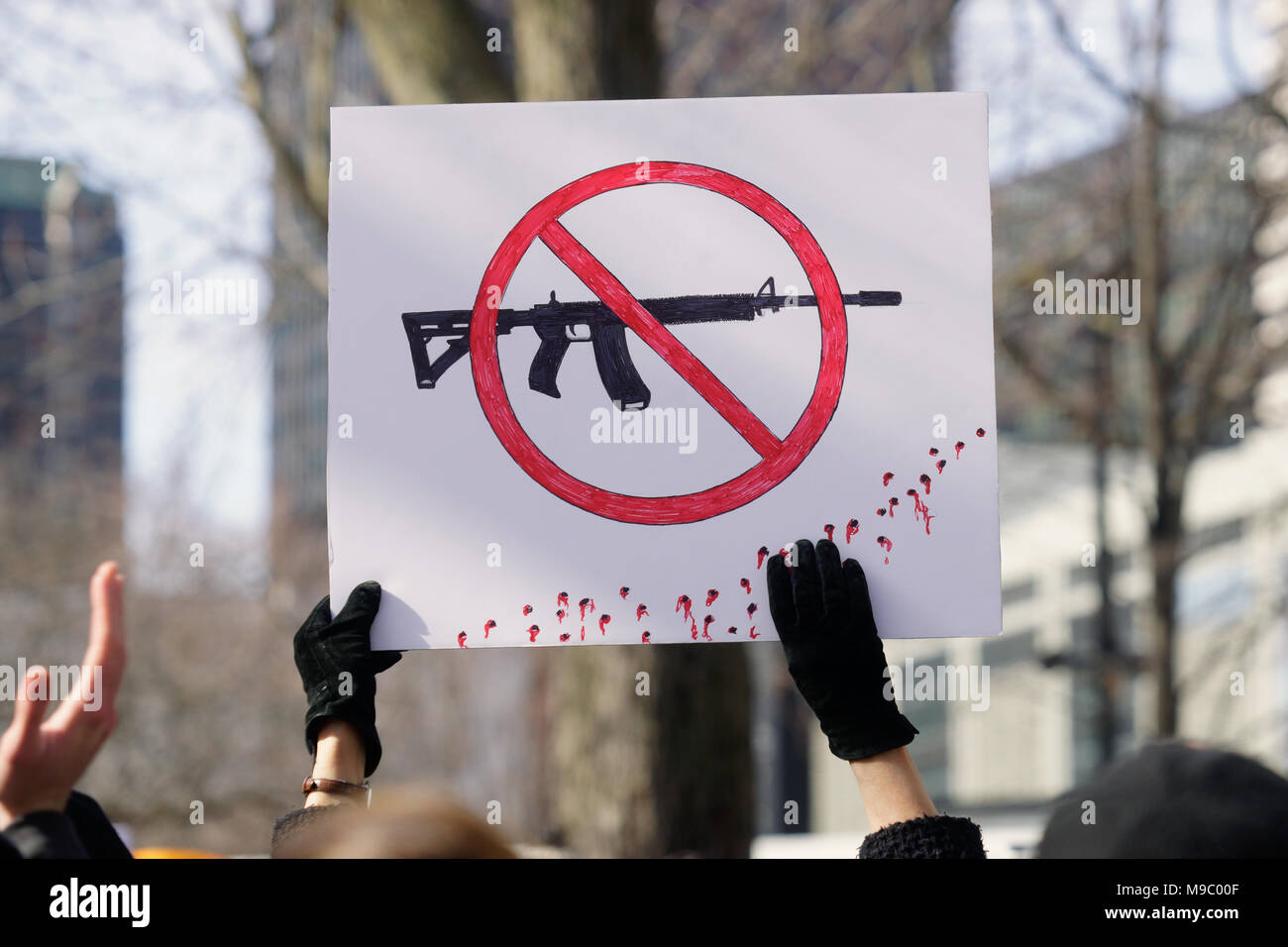 Gun control laws canada hires stock photography and images Alamy