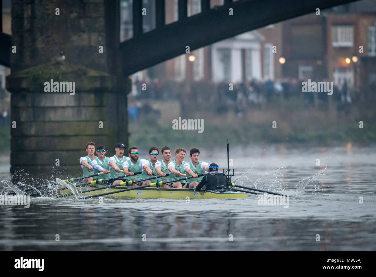 Putney, UK, 24 March 2018. Boat Race Practice Outing. Oxford University